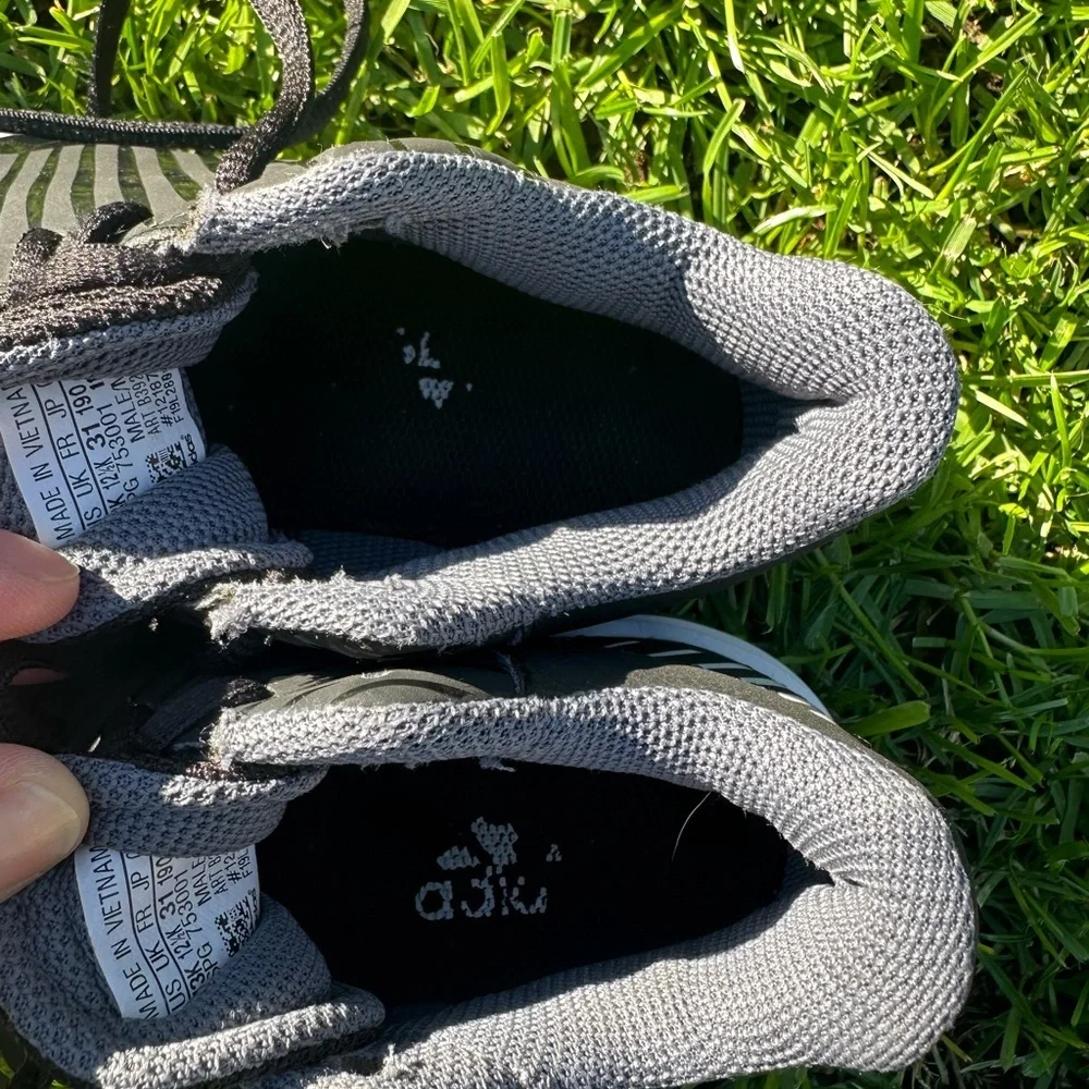 Adidas softball/baseball cleats, size 13 youth - Picture 5 of 6